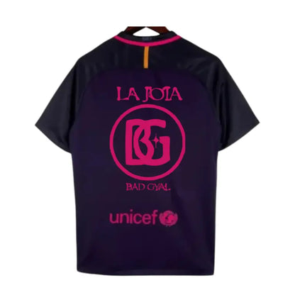 Camiseta Custom Badgyal